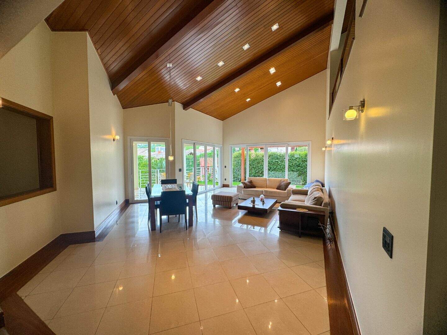 Casa no Condomínio Campos de Santo Antônio, em Itu disponível para à venda | Grupo Kaion: 