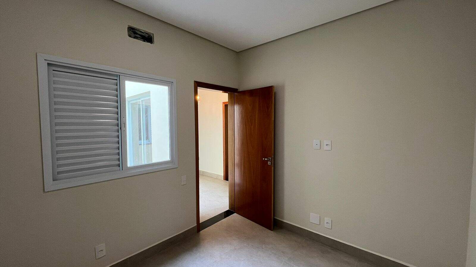 Casa no Condomínio Village Moutonnée, em Salto disponível para à venda | Grupo Kaion: 