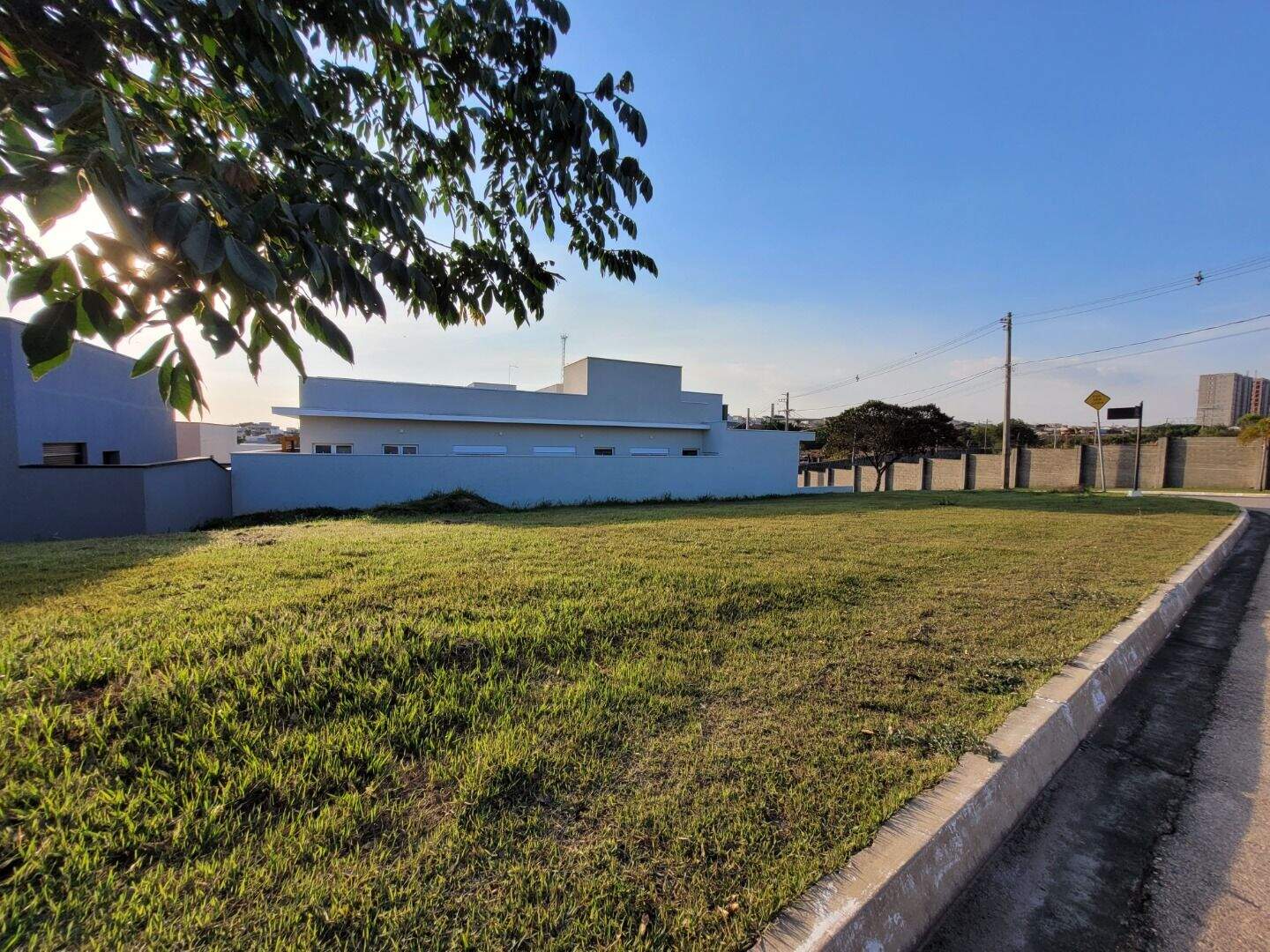 Terreno no Condomínio Residencial Mont Blanc, em Itu disponível para à venda | Grupo Kaion: 