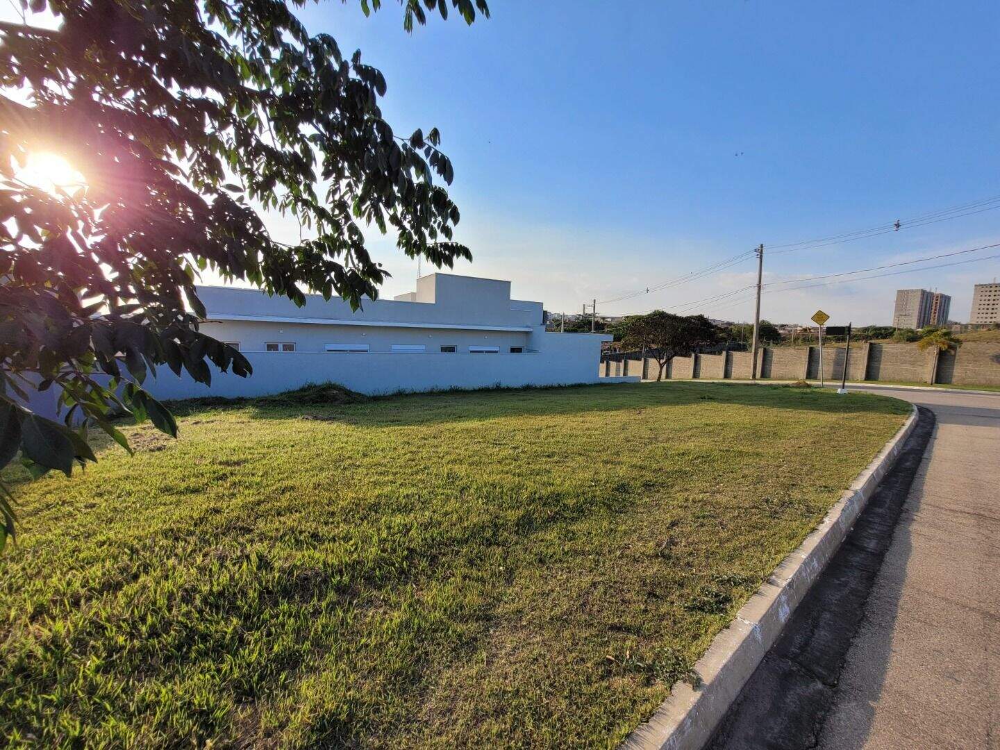 Terreno no Condomínio Residencial Mont Blanc, em Itu disponível para à venda | Grupo Kaion: 