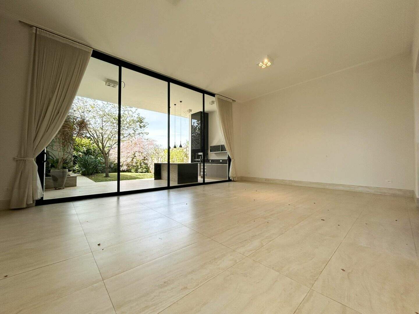 Casa no Condomínio Villas do Golfe, em Itu disponível para à venda | Grupo Kaion: 