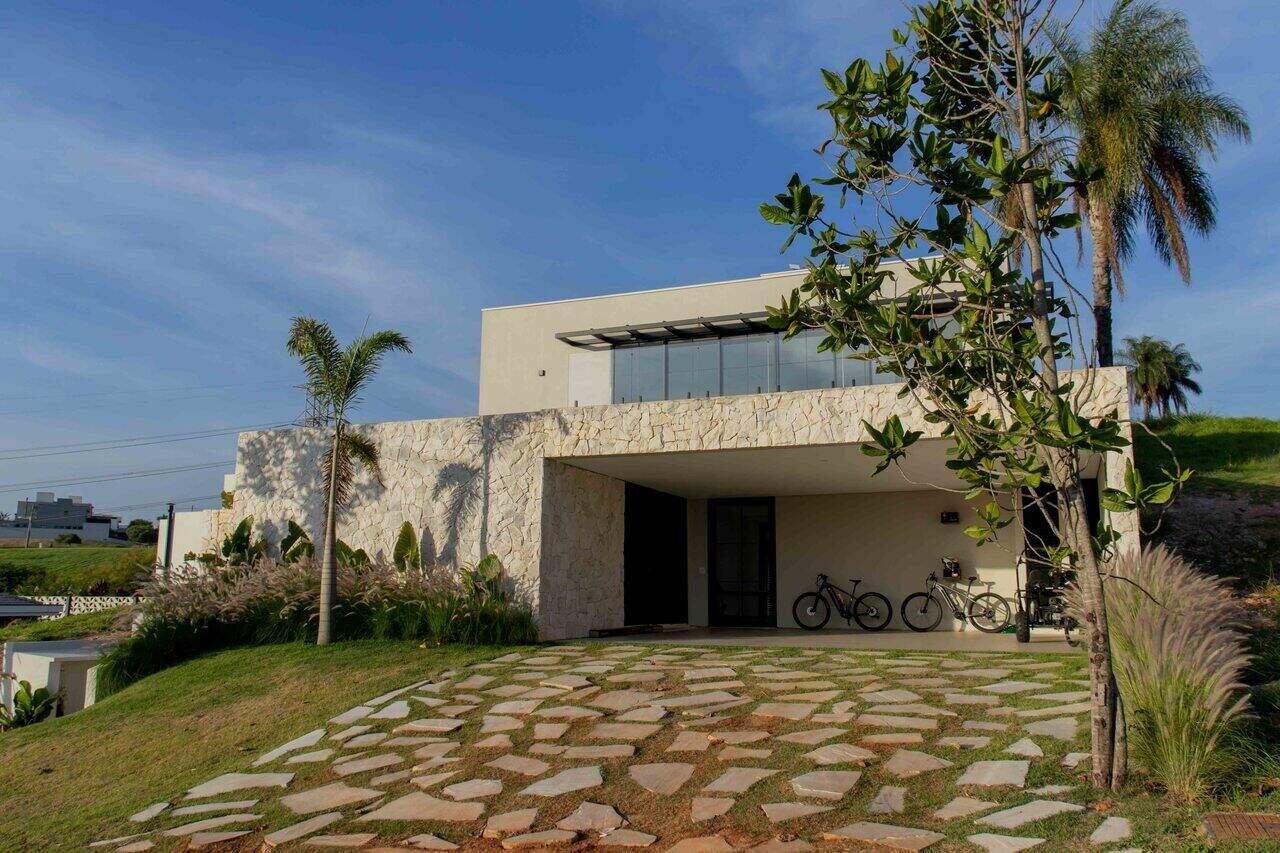 Casa no Condomínio Villas do Golfe, em Itu disponível para à venda | Grupo Kaion: 