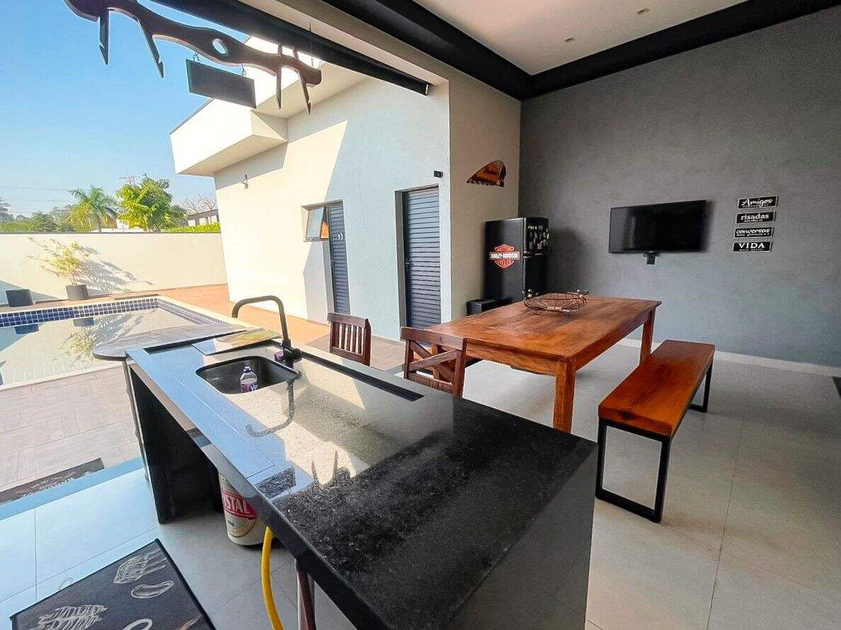 Casa no Condomínio Villas do Golfe, em Itu disponível para à venda | Grupo Kaion: 