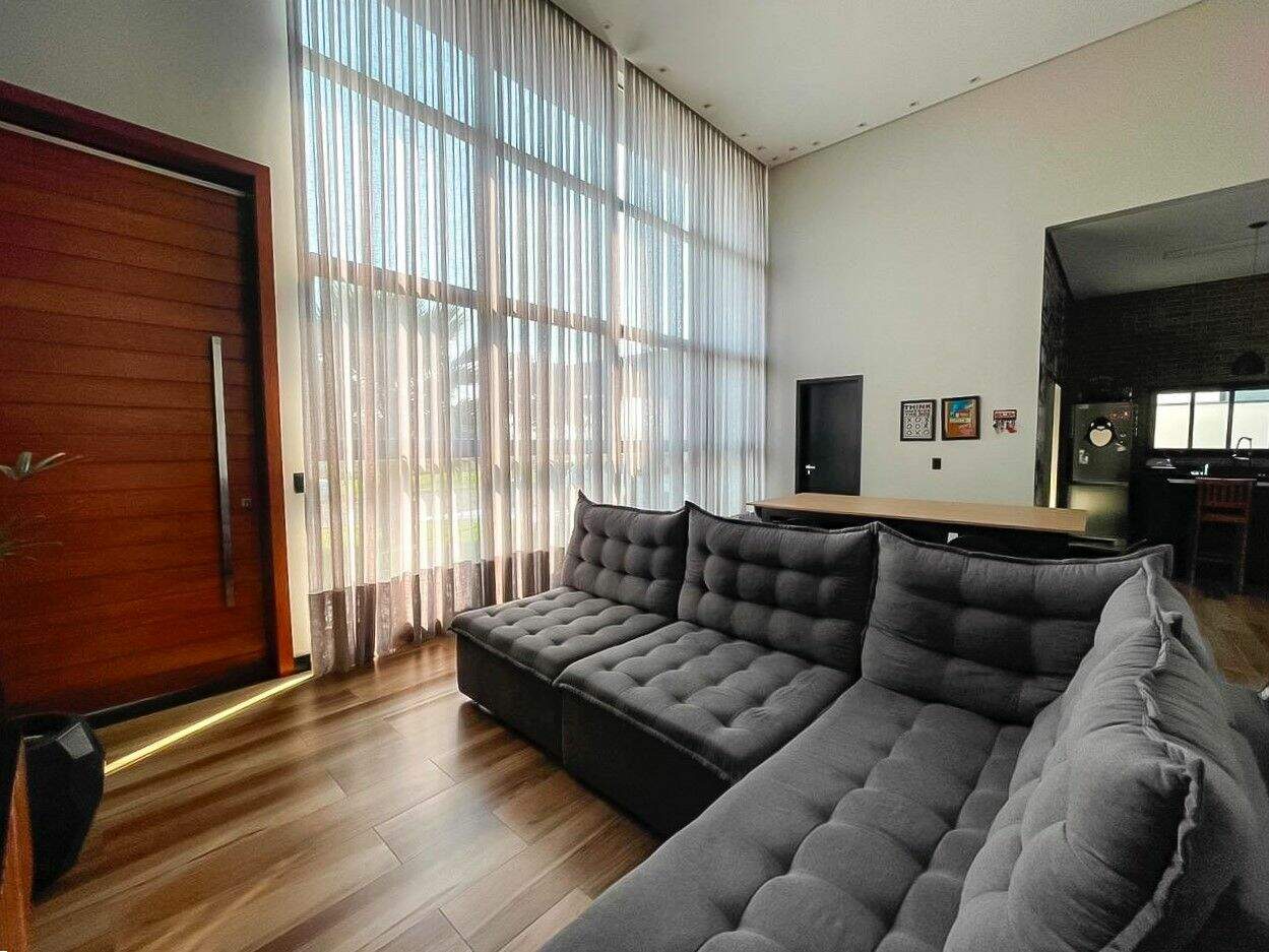Casa no Condomínio Villas do Golfe, em Itu disponível para à venda | Grupo Kaion: 