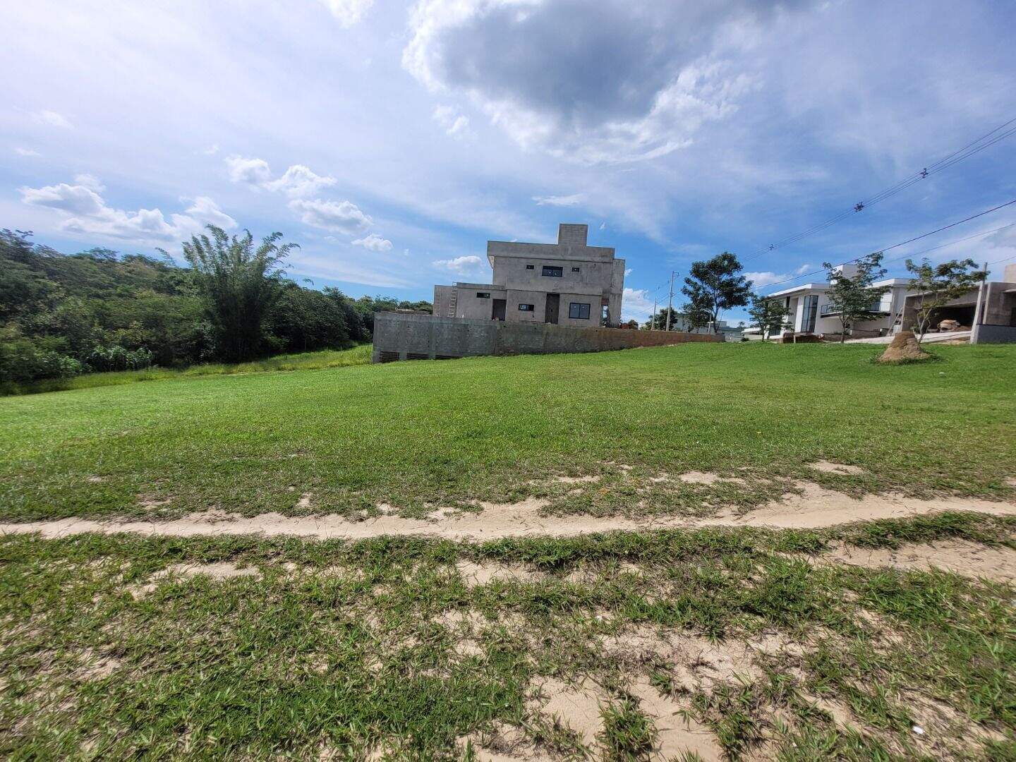 Terreno no Terras de Monte Serrat, em Salto disponível para à venda | Grupo Kaion: 