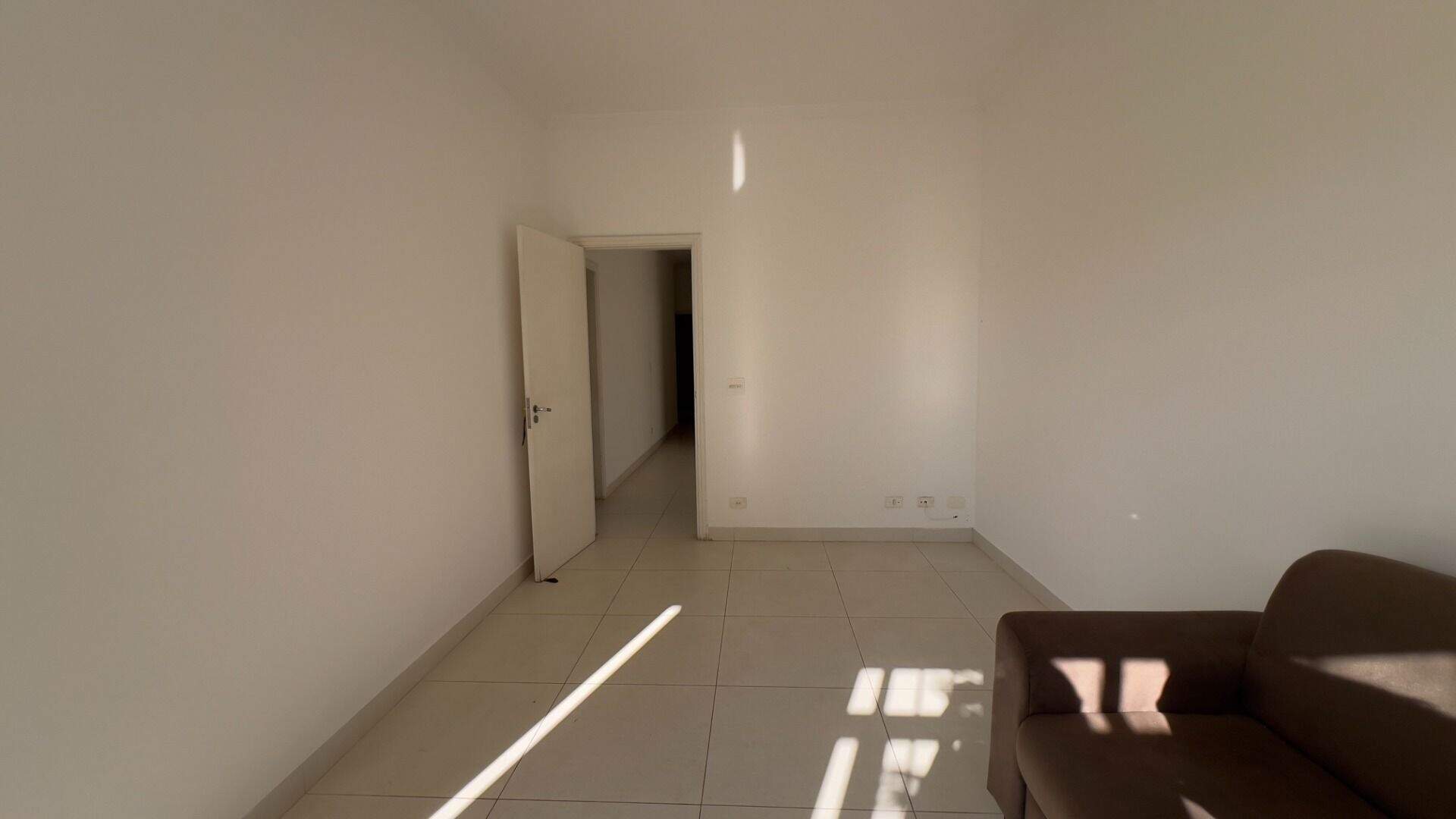 Casa no Brasil, em Itu disponível para à venda | Grupo Kaion: 