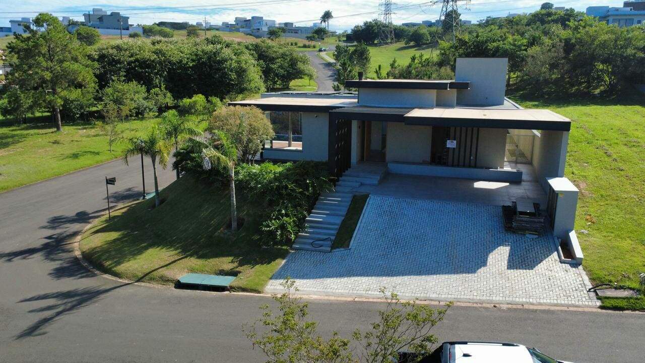 Casa no Condomínio Villas do Golfe, em Itu disponível para à venda | Grupo Kaion: 