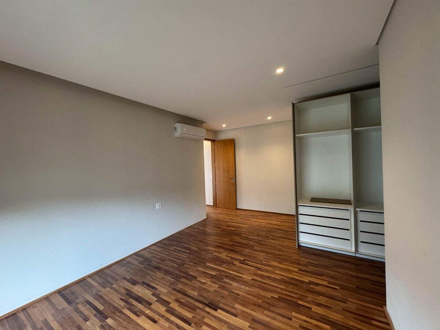 Casa no Condomínio Villas do Golfe, em Itu disponível para à venda | Grupo Kaion: 