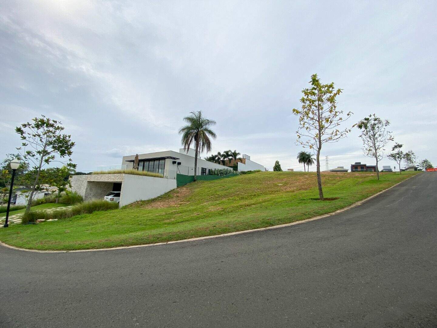 Terreno no Condomínio Villas do Golfe, em Itu disponível para à venda | Grupo Kaion: 