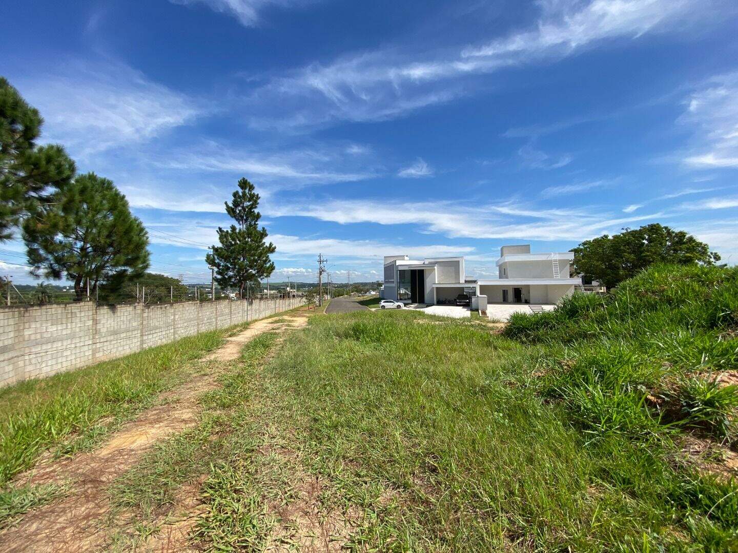 Terreno no Condomínio Villas do Golfe, em Itu disponível para à venda | Grupo Kaion: 