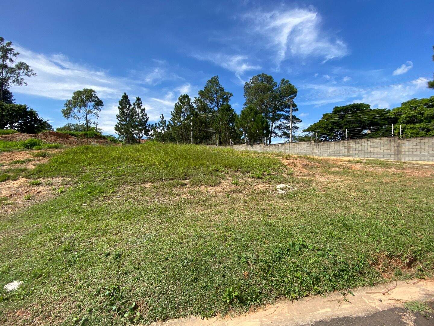 Terreno no Condomínio Villas do Golfe, em Itu disponível para à venda | Grupo Kaion: 
