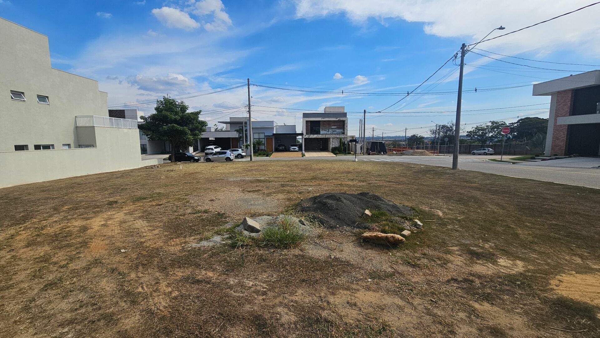 Terreno no Condomínio Residencial Mont Blanc, em Itu disponível para à venda | Grupo Kaion: 