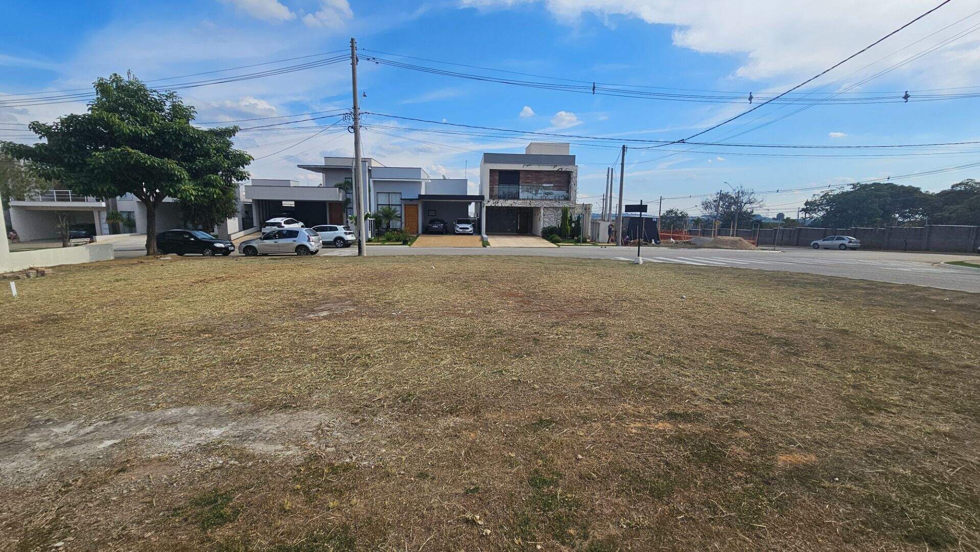 Terreno no Condomínio Residencial Mont Blanc, em Itu disponível para à venda | Grupo Kaion: 