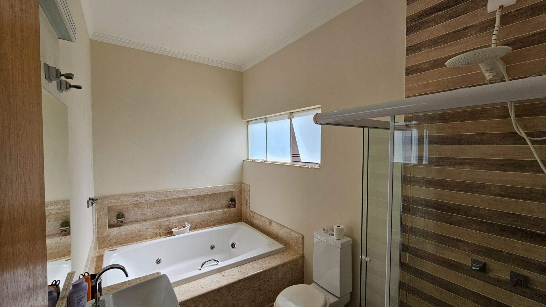 Casa no Condomínio Lagos DIcaraí, em Salto disponível para à venda | Grupo Kaion: 