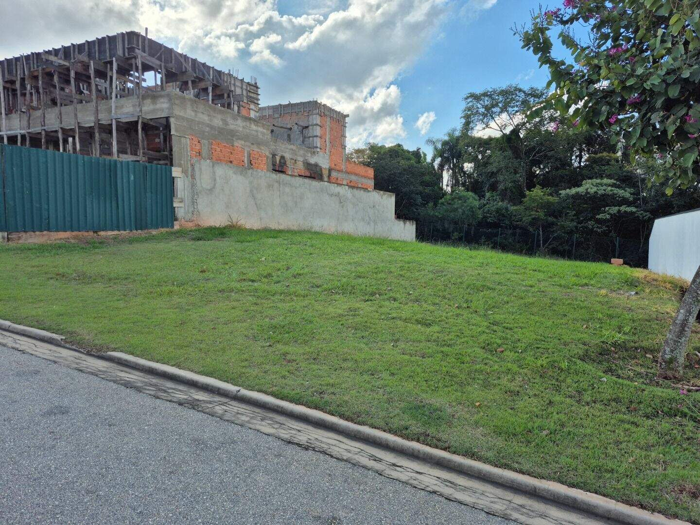 Terreno no Condomínio Alphaville Castelo, em Itu disponível para à venda | Grupo Kaion: 