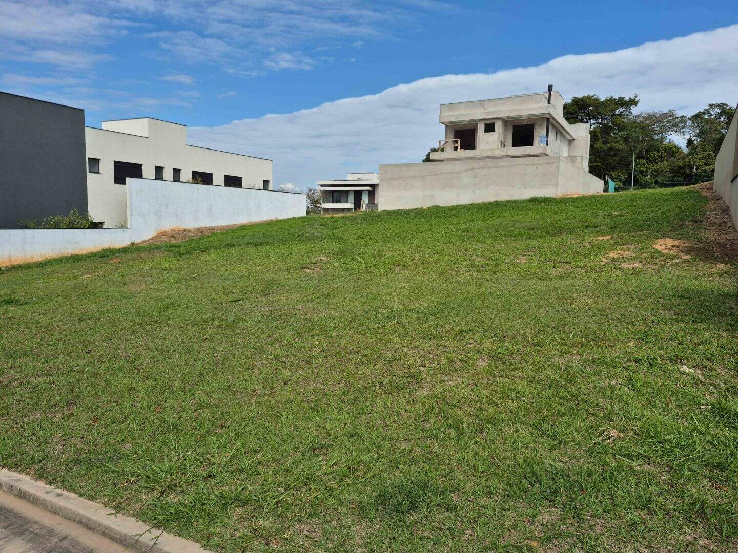 Terreno no Condomínio Alphaville Castelo, em Itu disponível para à venda | Grupo Kaion: 