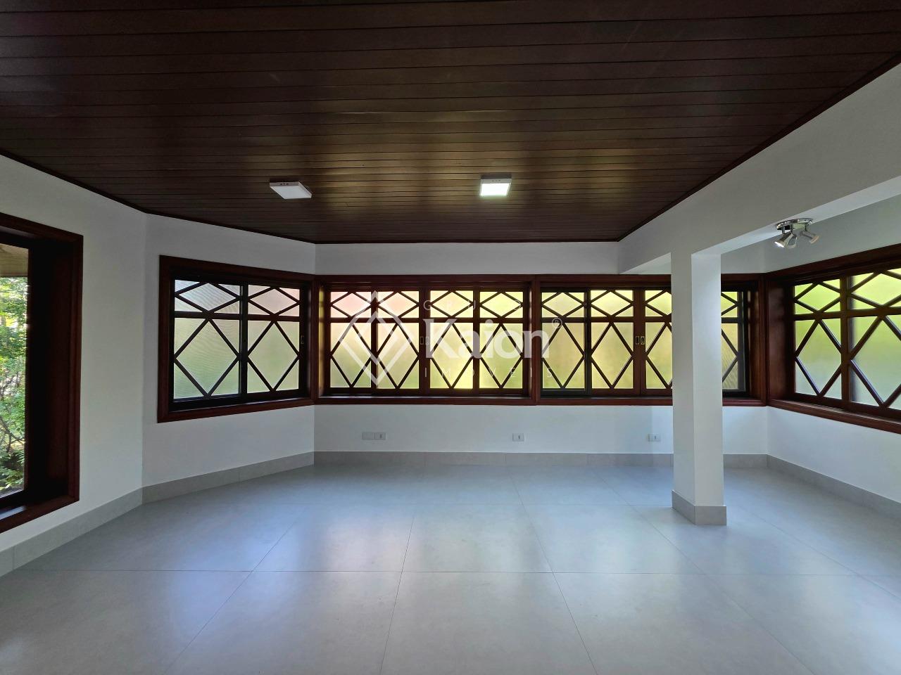 Casa no Condomínio Campos de Santo Antônio, em Itu disponível para para aluguel | Grupo Kaion: 