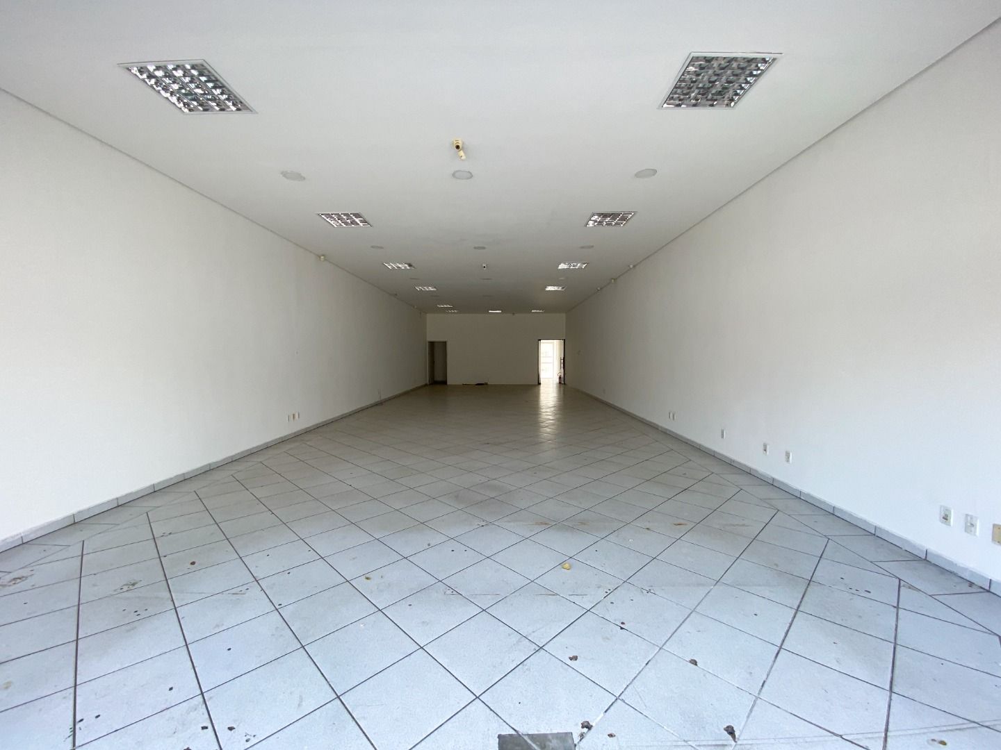 Salão no Vila Nova, em Itu disponível para para aluguel | Grupo Kaion: 