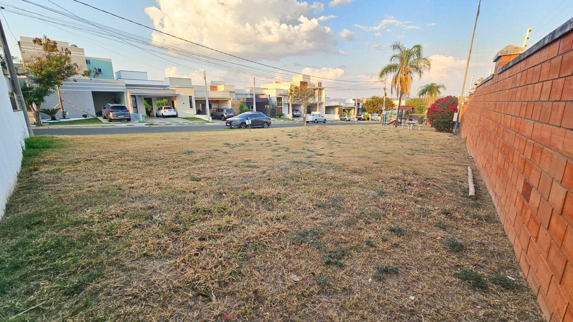 Terreno no Condomínio Village Moutonnée, em Salto disponível para à venda | Grupo Kaion: 