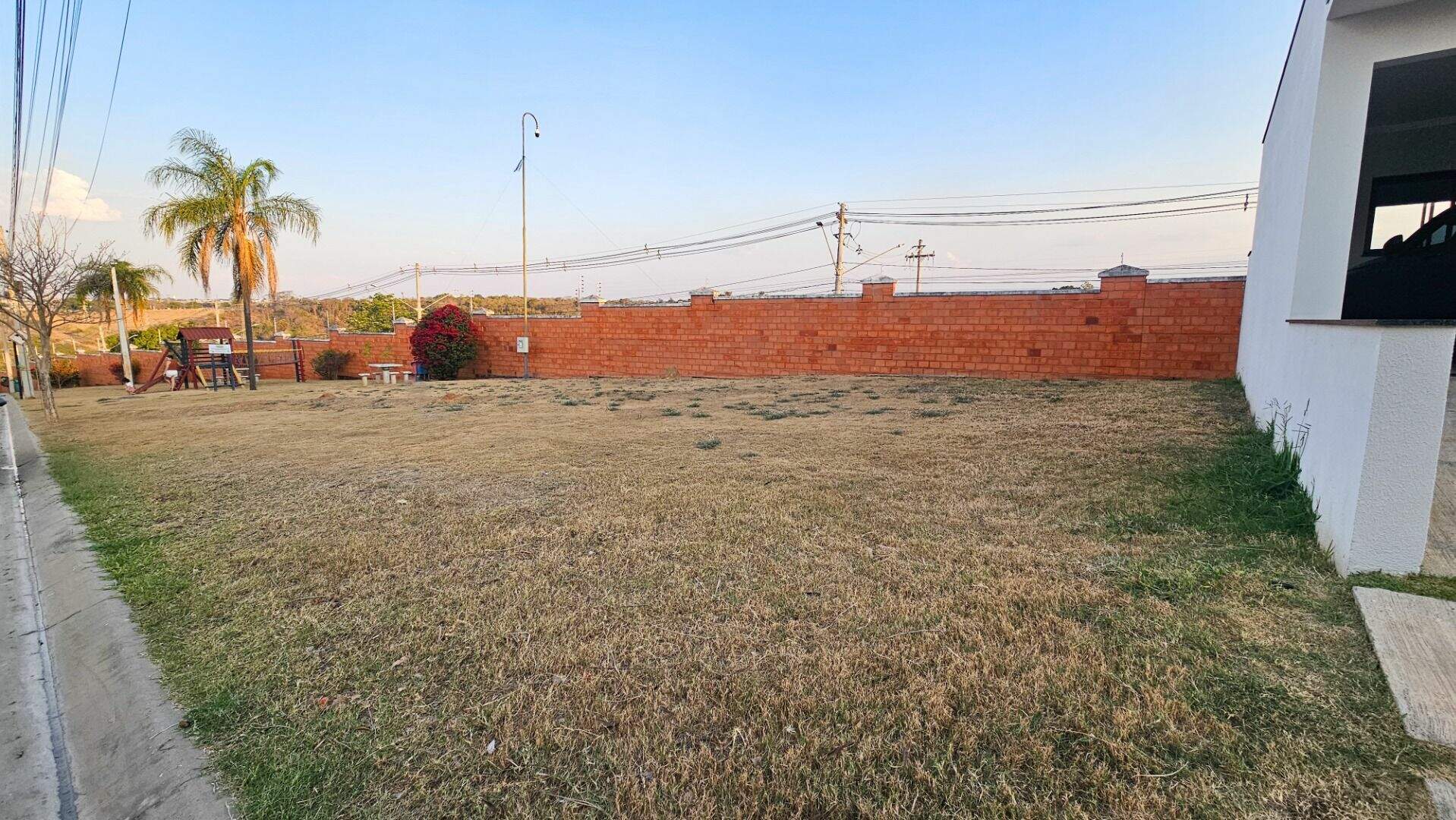 Terreno no Condomínio Village Moutonnée, em Salto disponível para à venda | Grupo Kaion: 