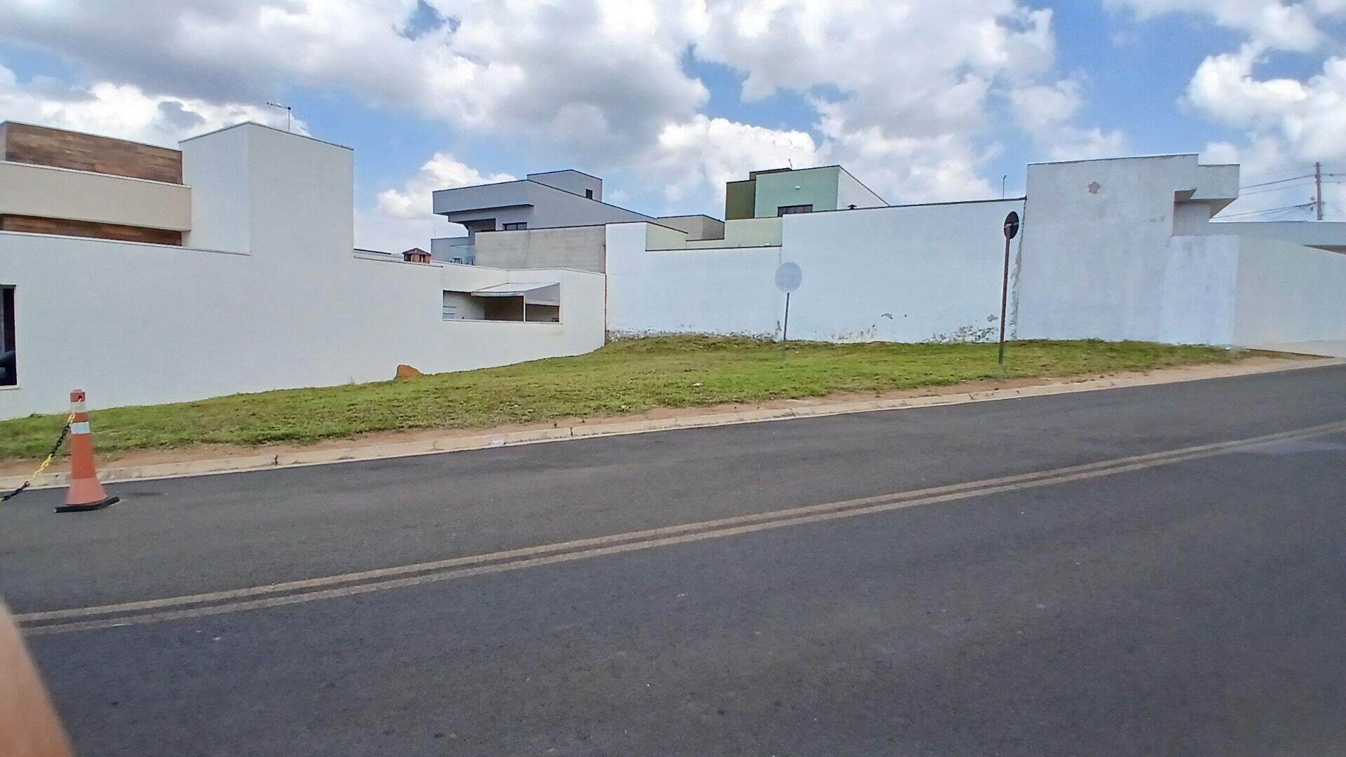 Terreno no Jardim Guarujá, em Salto disponível para à venda | Grupo Kaion: 