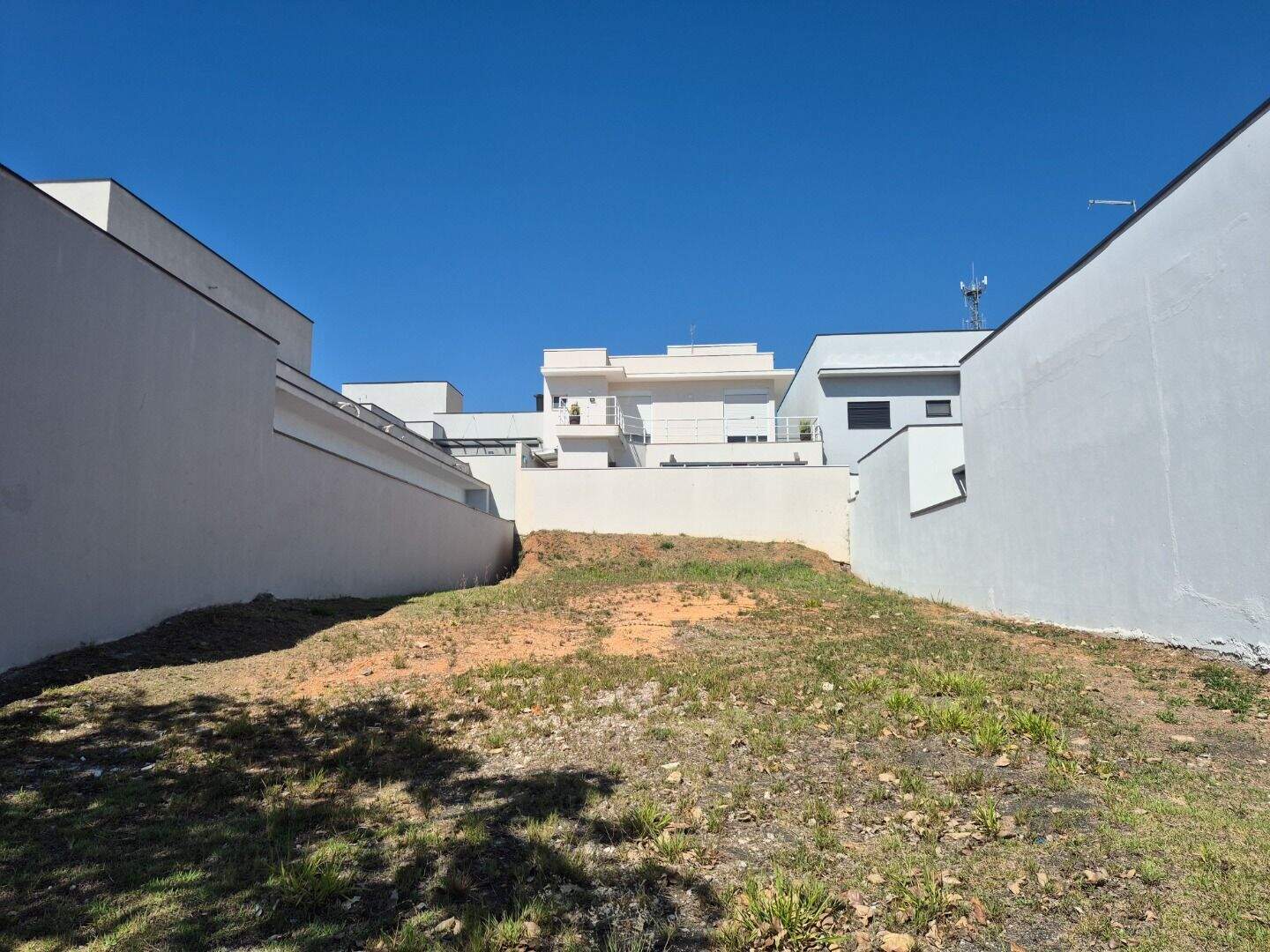 Terreno no Condomínio Residencial Mont Blanc, em Itu disponível para à venda | Grupo Kaion: 