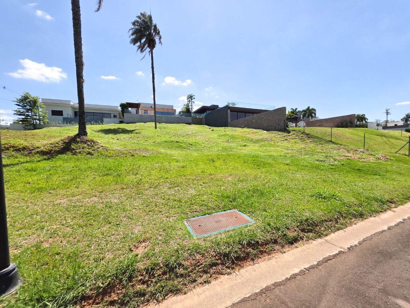 Terreno no Condomínio Villas do Golfe, em Itu disponível para à venda | Grupo Kaion: 