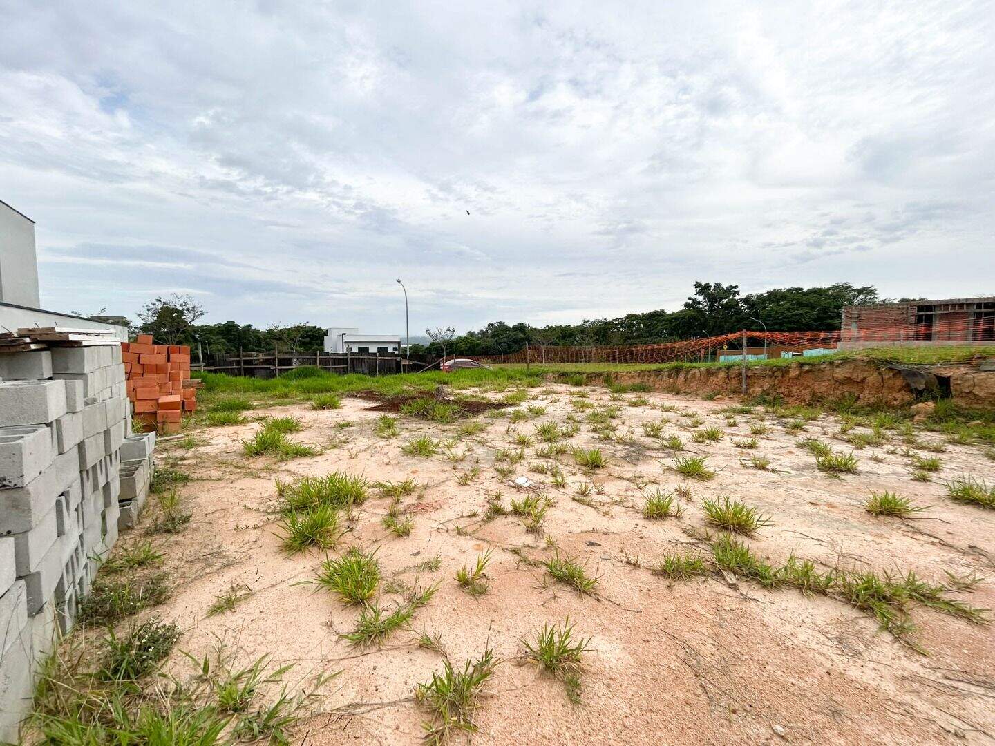Terreno no Condomínio Alphaville Castelo, em Itu disponível para à venda | Grupo Kaion: 