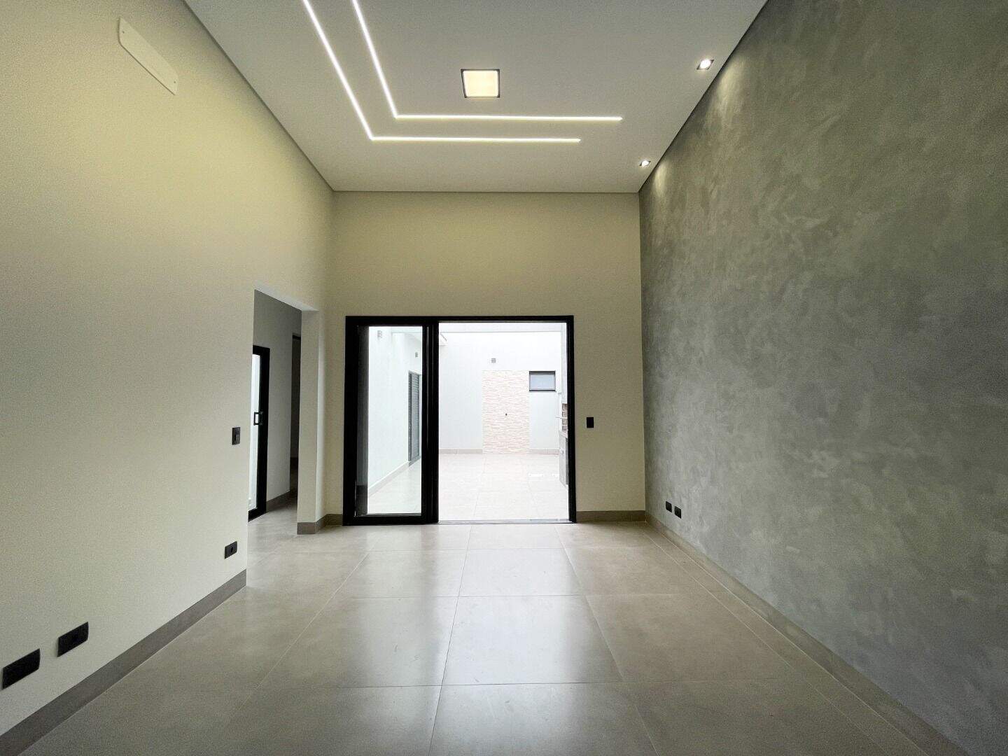 Casa no Condomínio Village Moutonnée, em Salto disponível para à venda | Grupo Kaion: 