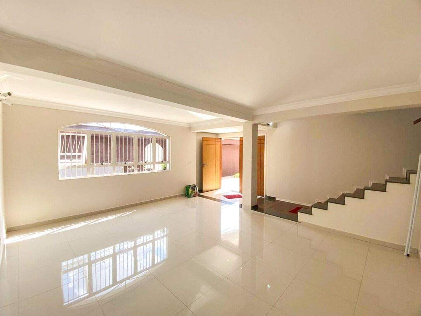 Casa no Brasil, em Itu disponível para à venda | Grupo Kaion: 