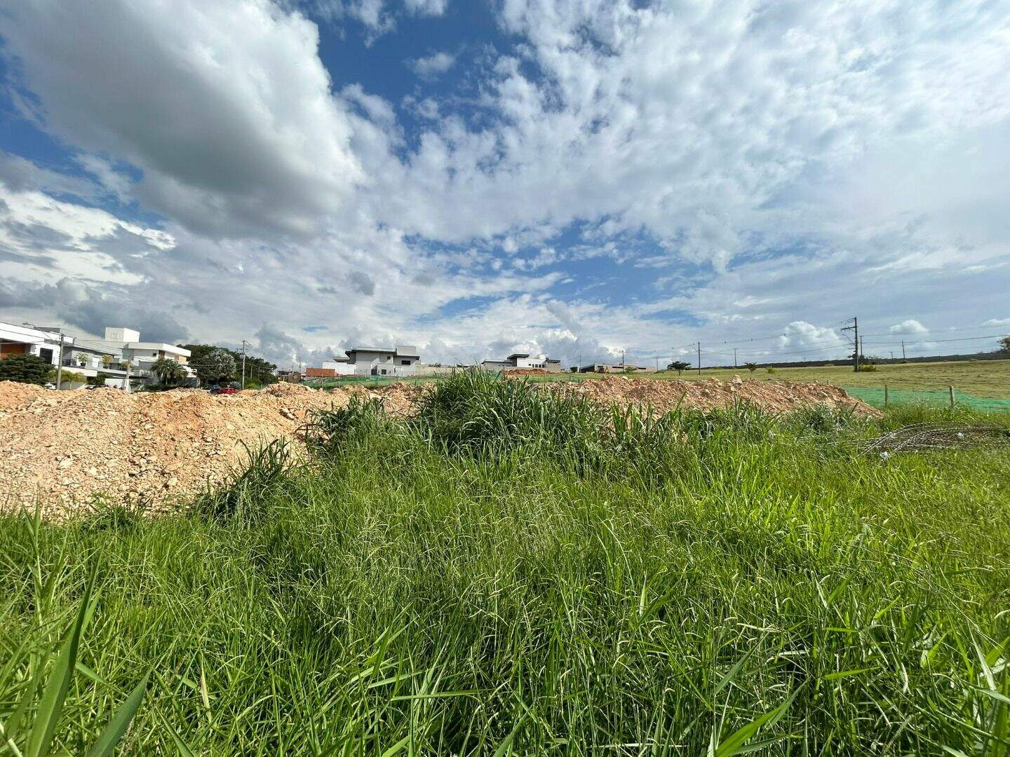 Terreno no Condomínio Xapada Parque Ytu, em Itu disponível para à venda | Grupo Kaion: 