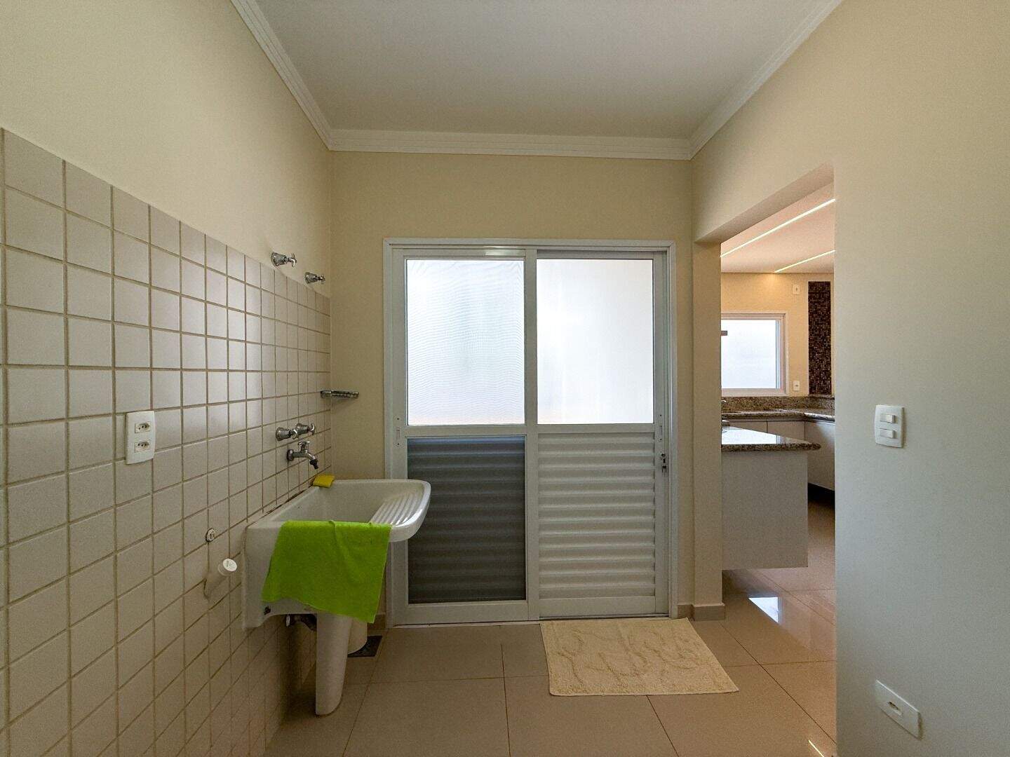 Casa no Terras de Monte Serrat, em Salto disponível para para aluguel | Grupo Kaion: 