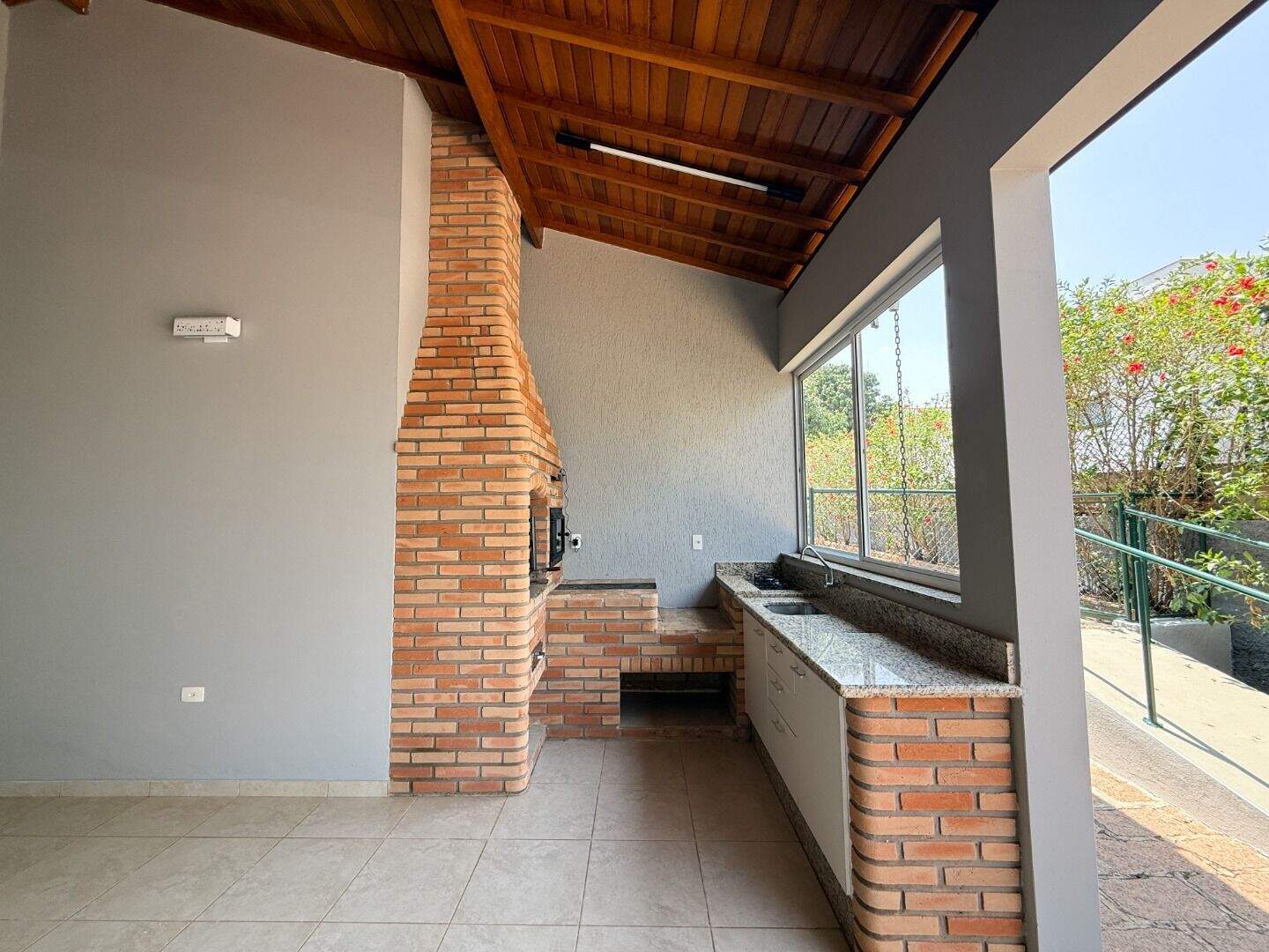 Casa no Terras de Monte Serrat, em Salto disponível para para aluguel | Grupo Kaion: 