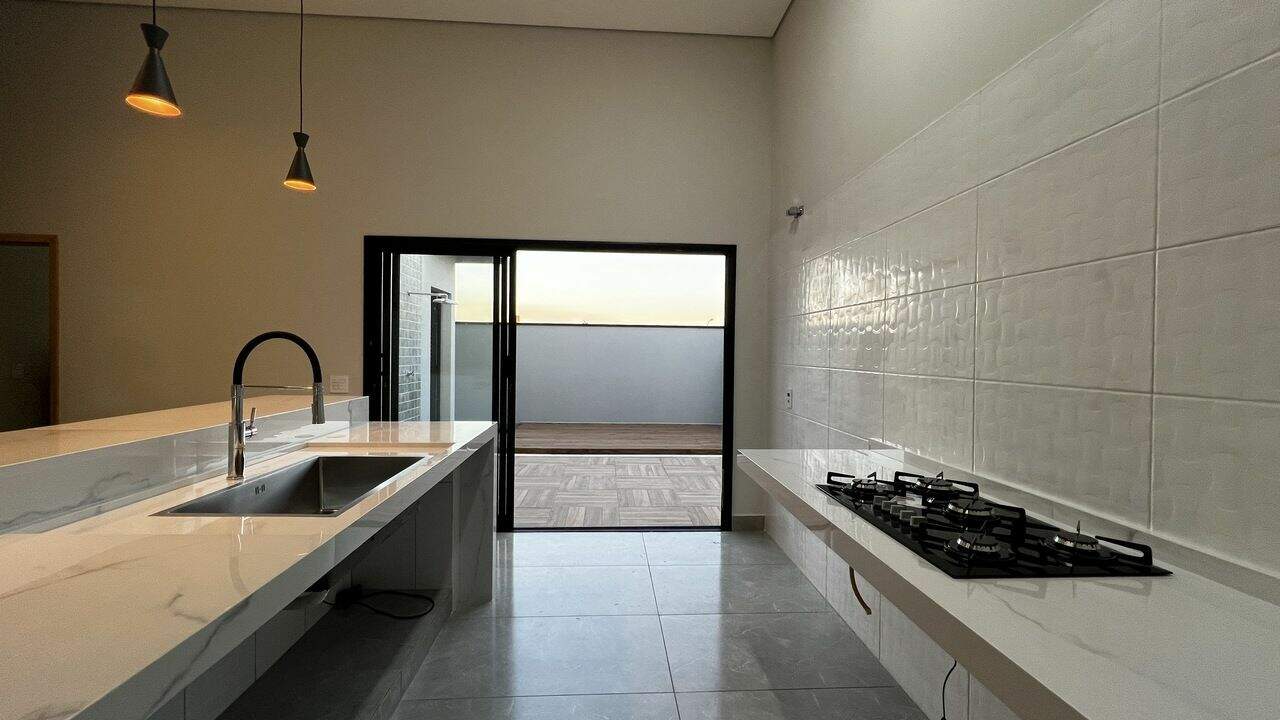 Casa no Condomínio Lagos DIcaraí, em Salto disponível para para aluguel | Grupo Kaion: 