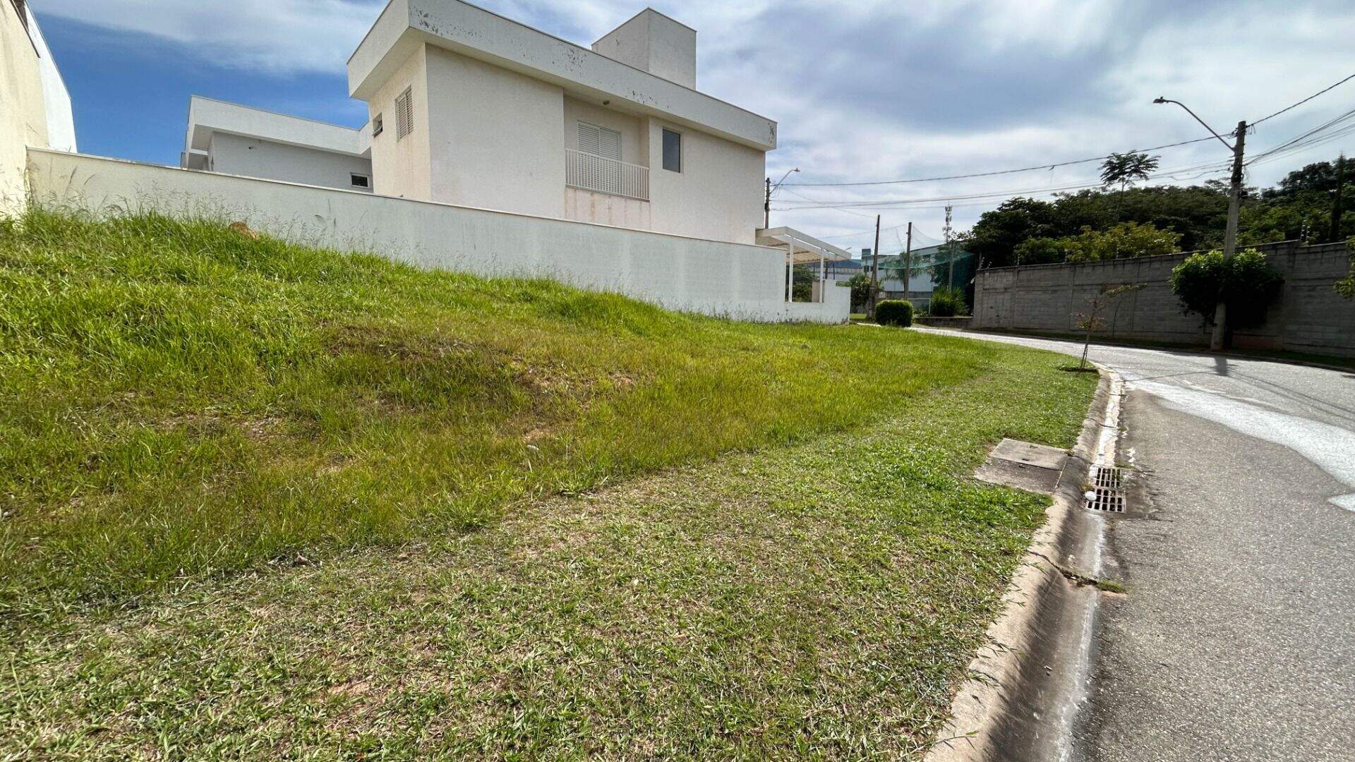 Terreno no Portal dos Sabiás, em Itu disponível para à venda | Grupo Kaion: 