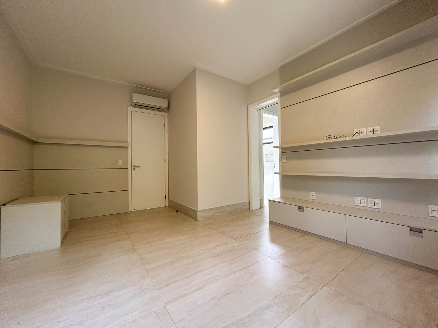 Casa no Condomínio Villas do Golfe, em Itu disponível para para aluguel | Grupo Kaion: 