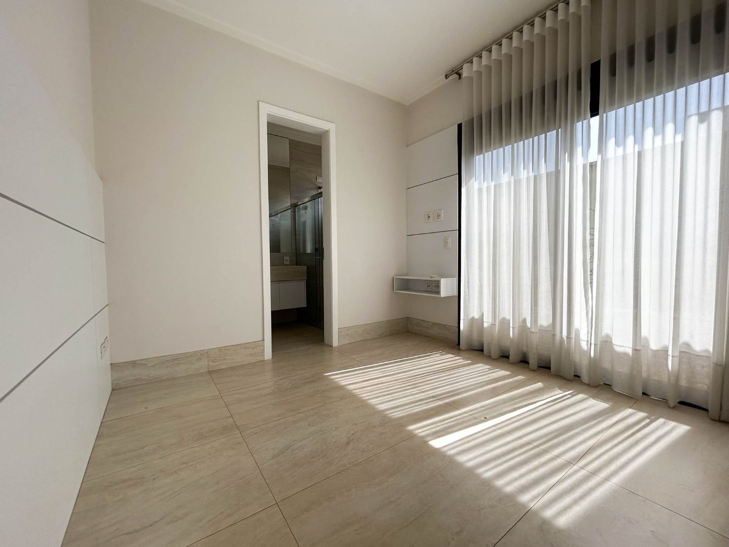 Casa no Condomínio Villas do Golfe, em Itu disponível para para aluguel | Grupo Kaion: 