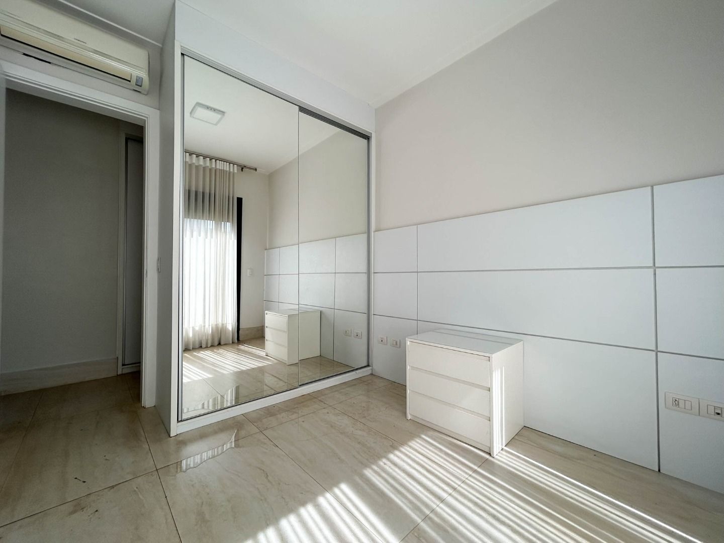 Casa no Condomínio Villas do Golfe, em Itu disponível para para aluguel | Grupo Kaion: 