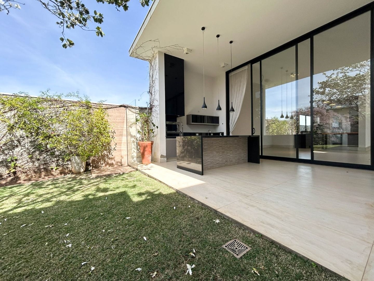 Casa no Condomínio Villas do Golfe, em Itu disponível para para aluguel | Grupo Kaion: 