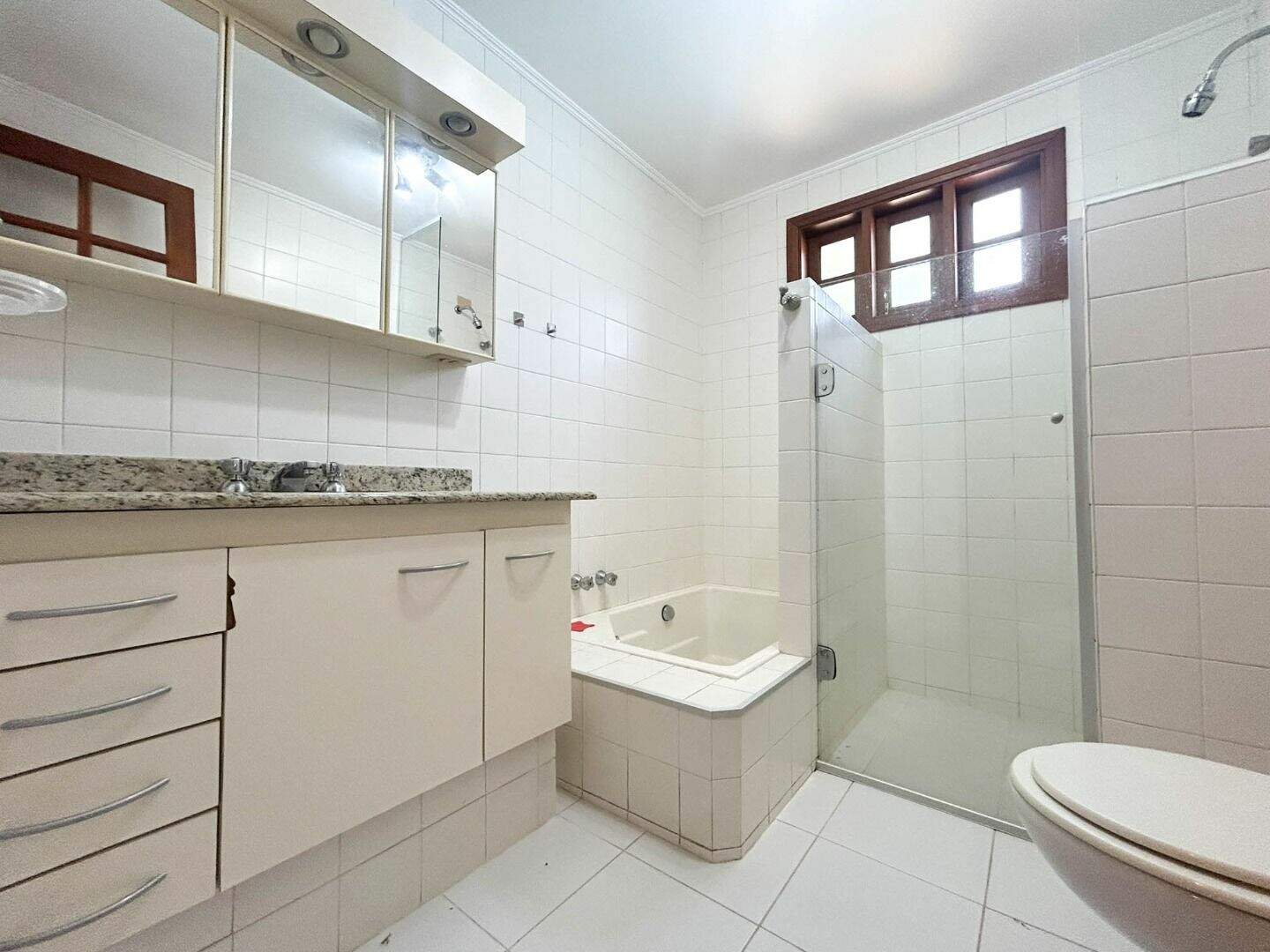 Casa no Condomínio Terras de São José, em Itu disponível para para aluguel | Grupo Kaion: 