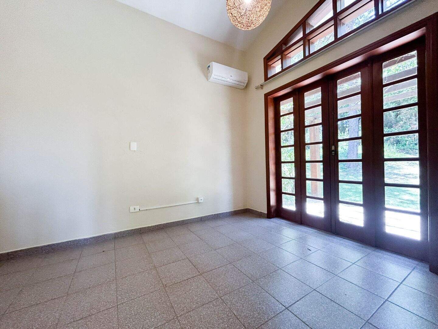 Casa no Condomínio Terras de São José, em Itu disponível para para aluguel | Grupo Kaion: 