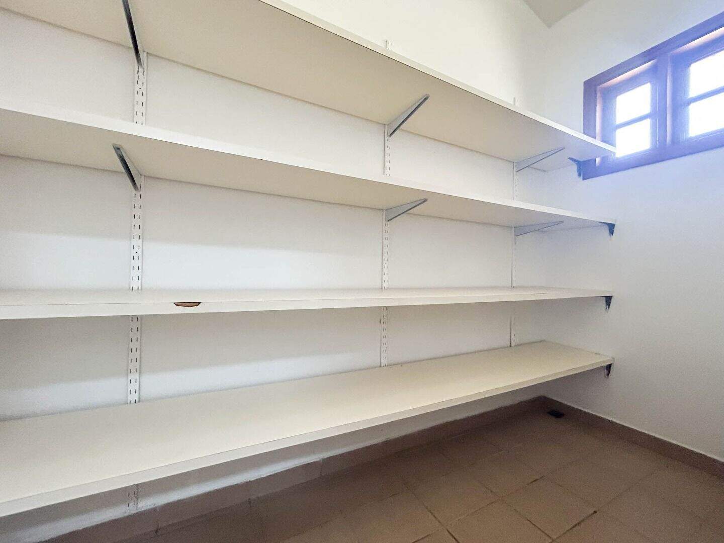Casa no Condomínio Terras de São José, em Itu disponível para para aluguel | Grupo Kaion: 
