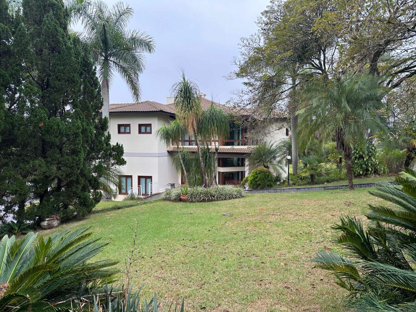 Casa no Condomínio Terras de São José, em Itu disponível para para aluguel | Grupo Kaion: 