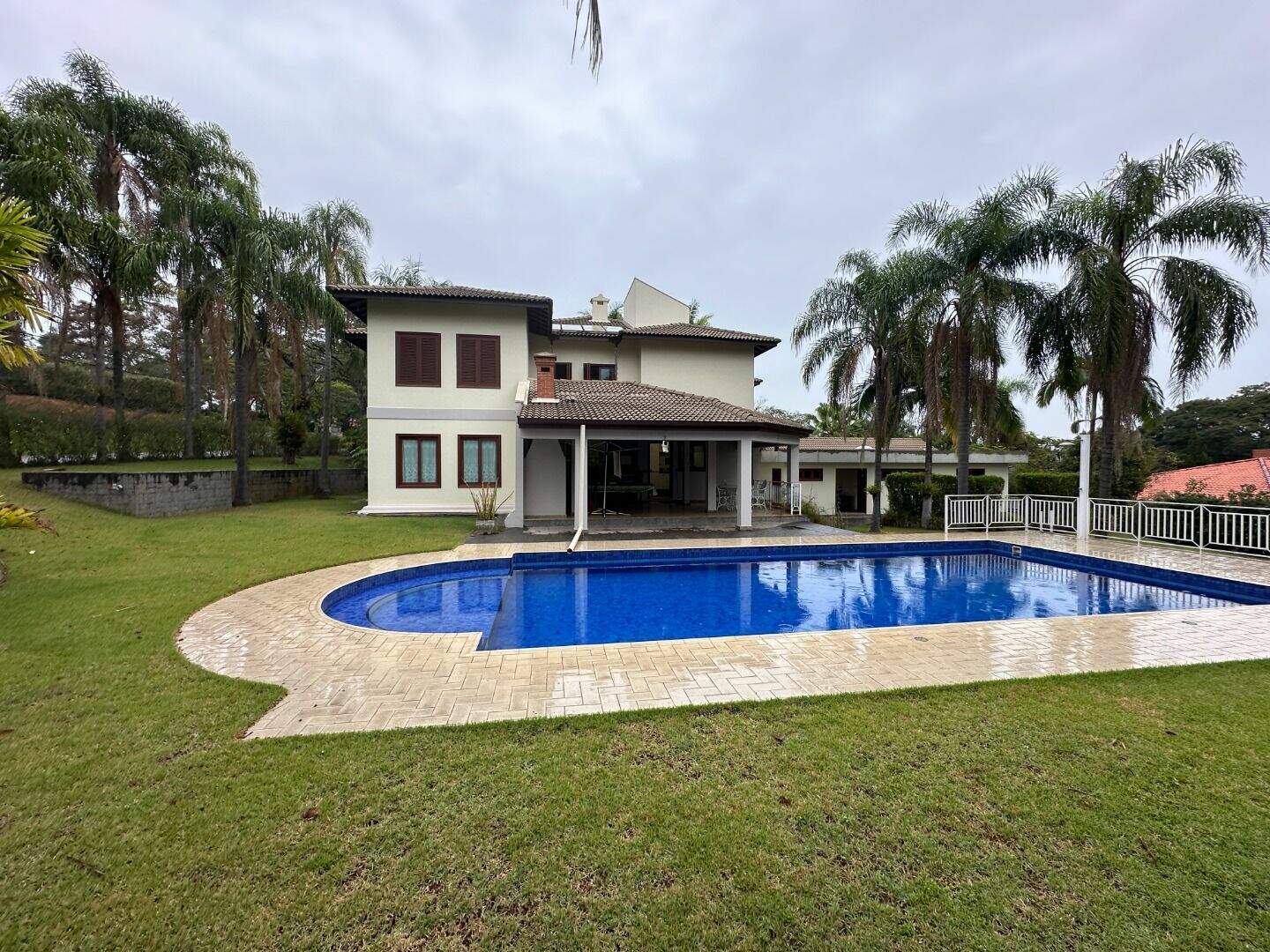 Casa no Condomínio Terras de São José, em Itu disponível para para aluguel | Grupo Kaion: 