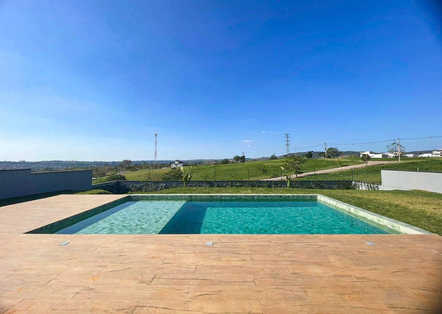 Casa no Residencial Parque Campos de Santo Antônio II, em Itu disponível para para aluguel | Grupo Kaion: 