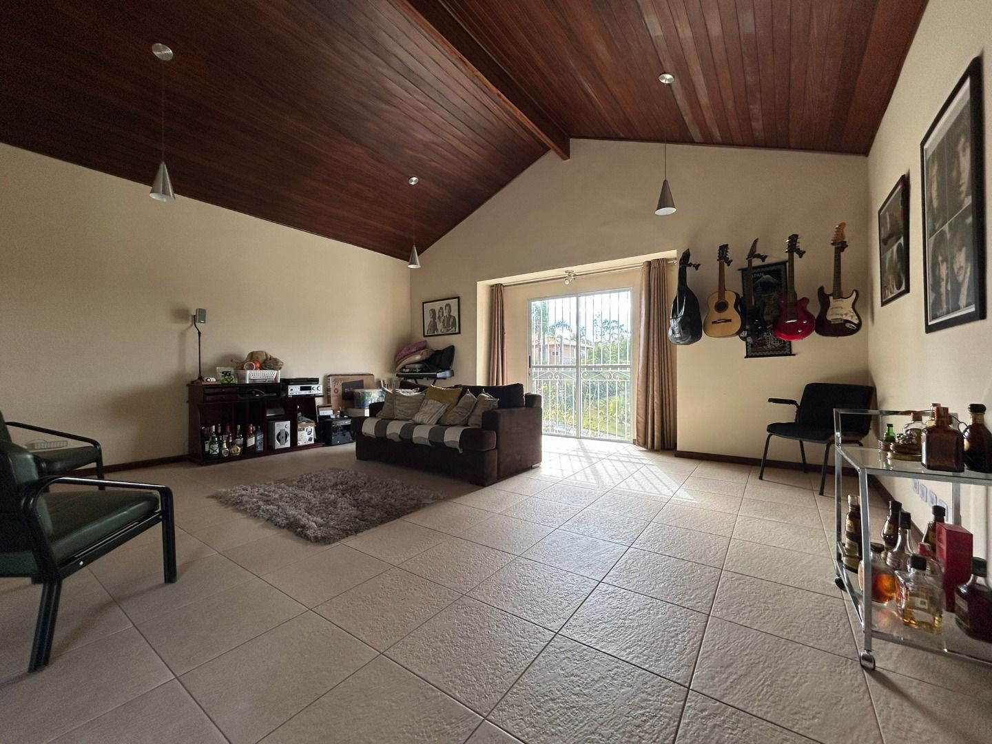 Casa no Terras DI Leonardi, em Itu disponível para para aluguel | Grupo Kaion: 