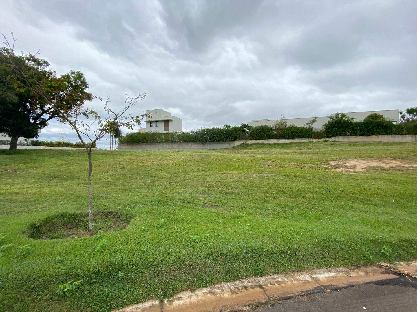 Terreno no Condomínio Villas do Golfe, em Itu disponível para à venda | Grupo Kaion: 
