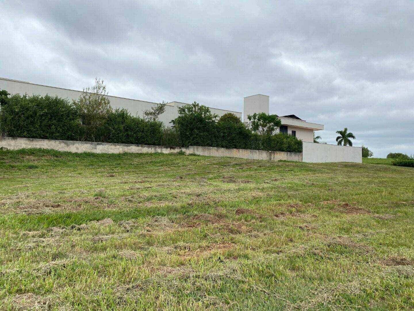 Terreno no Condomínio Villas do Golfe, em Itu disponível para à venda | Grupo Kaion: 
