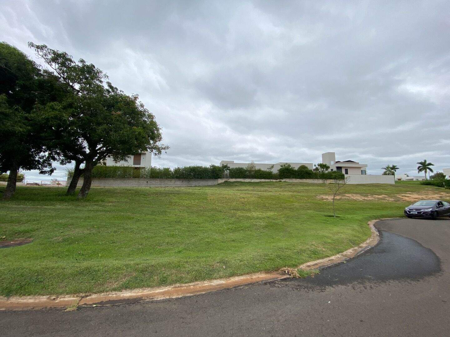 Terreno no Condomínio Villas do Golfe, em Itu disponível para à venda | Grupo Kaion: 