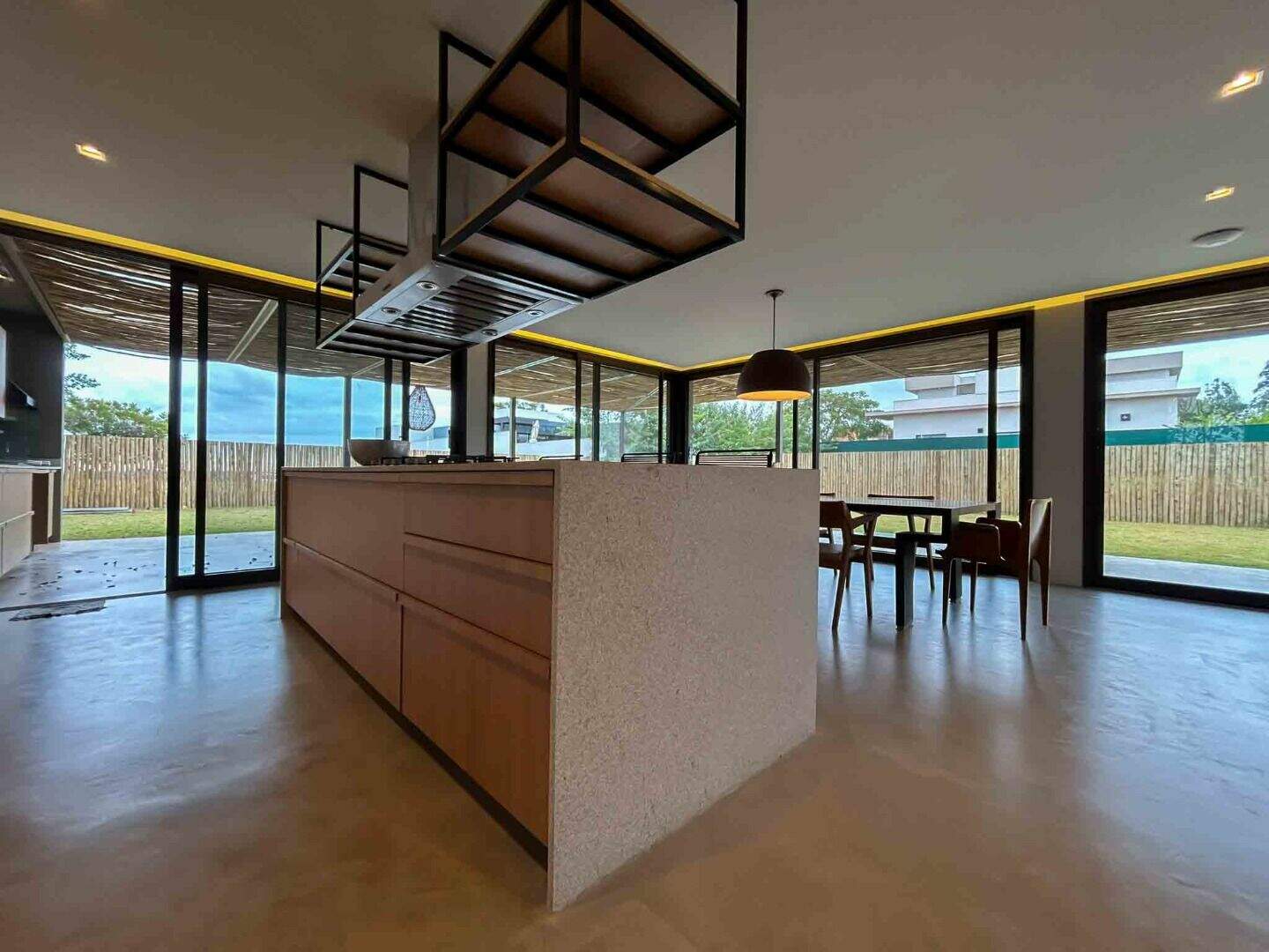 Casa no Residencial Parque Campos de Santo Antônio II, em Itu disponível para para aluguel | Grupo Kaion: 